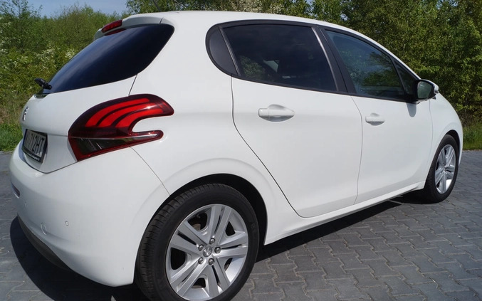 Peugeot 208 cena 35500 przebieg: 100000, rok produkcji 2018 z Warszawa małe 742